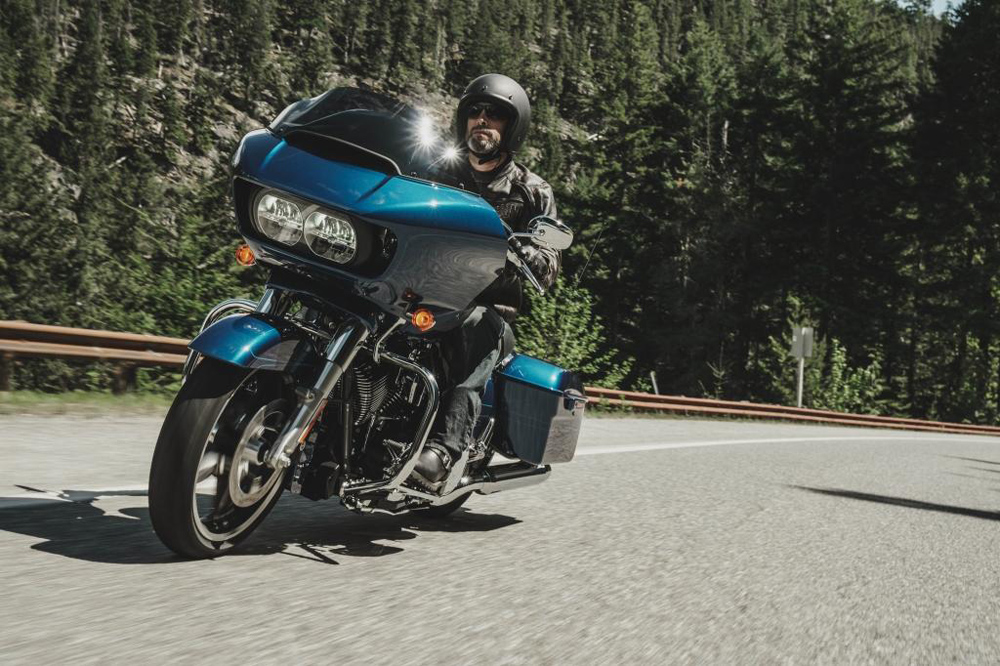 Harley-Davidson 2015 удовлетворение страсти к дороге